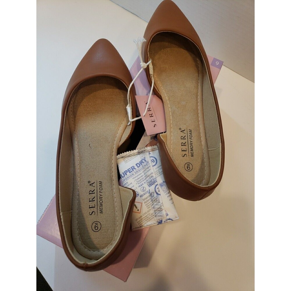 Serra Ladies Side-Cut Flats Light Brown Size 9 F New In Box Memory Foam Sole
